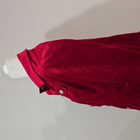 Red button up jacket - Picture 3 of 4